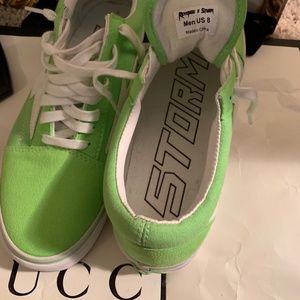 Storm Vans Lime green